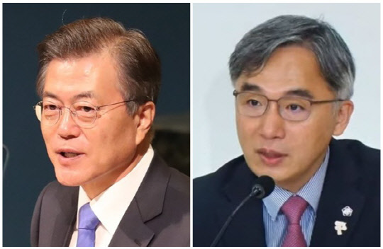 문재인 대통령(왼쪽)과 고(故) 박원순 전 서울시장 유족 측 법률대리인 정철승 변호사. 정철승 페이스북, 연합뉴스